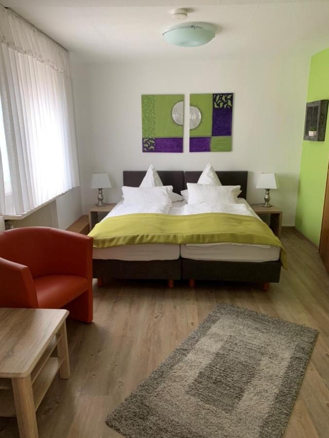 Hotel Deutsches Haus Лампертхайм Экстерьер фото